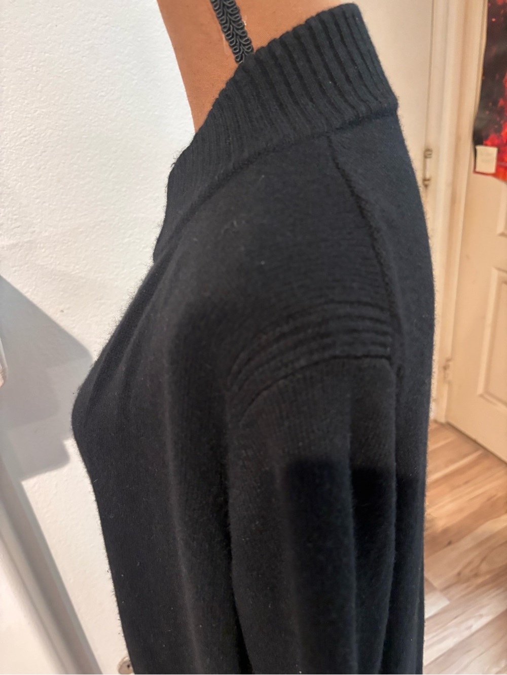 ATHLETA Alpine Spirit Wrap SZ S Black Sweater Cardigan Good Condition Great Find - Picture 12 of 13
